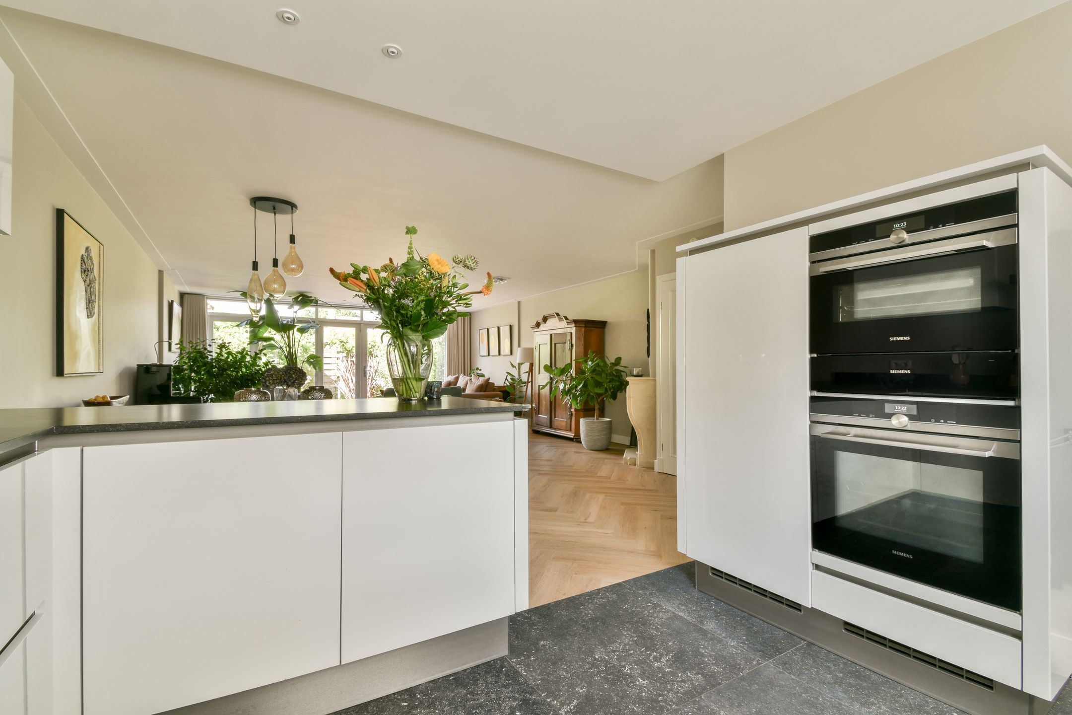 Foto 12 van Dillestraat 4