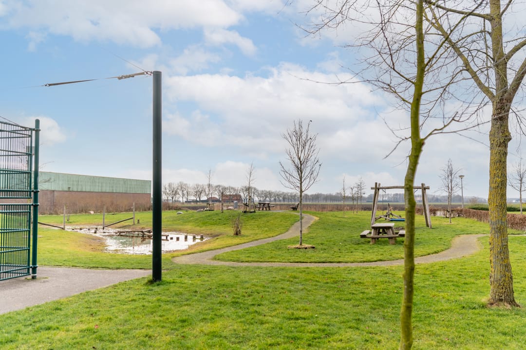 Foto 38 van Brugweg 7