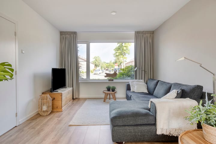 Photo 9 of Thorbeckestraat 86