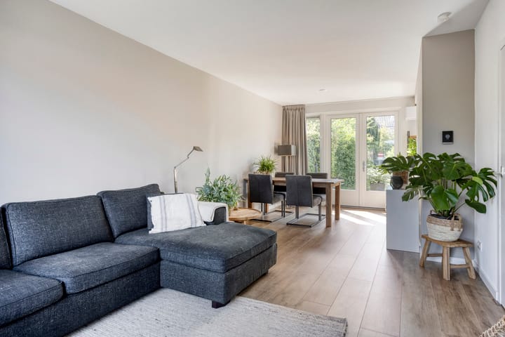 Photo 11 of Thorbeckestraat 86