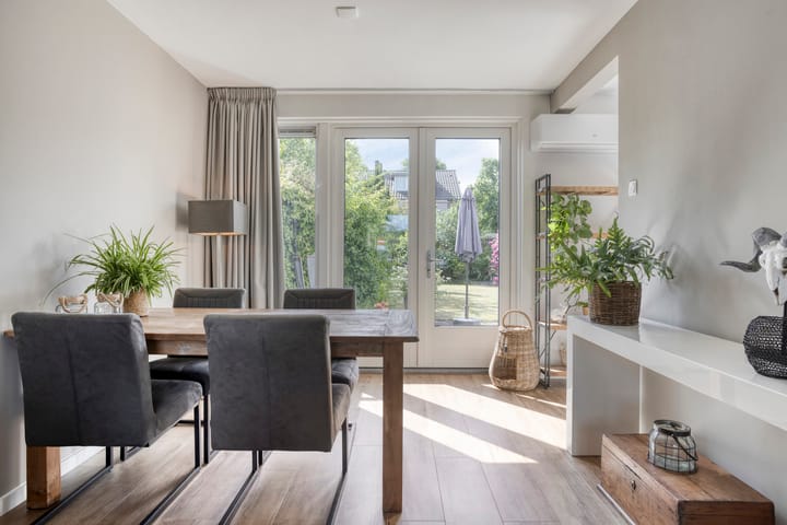 Photo 14 of Thorbeckestraat 86