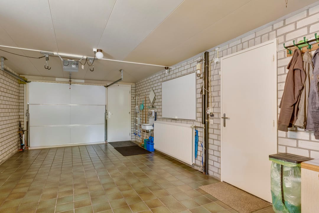 Foto 17 van Schutsboom 30