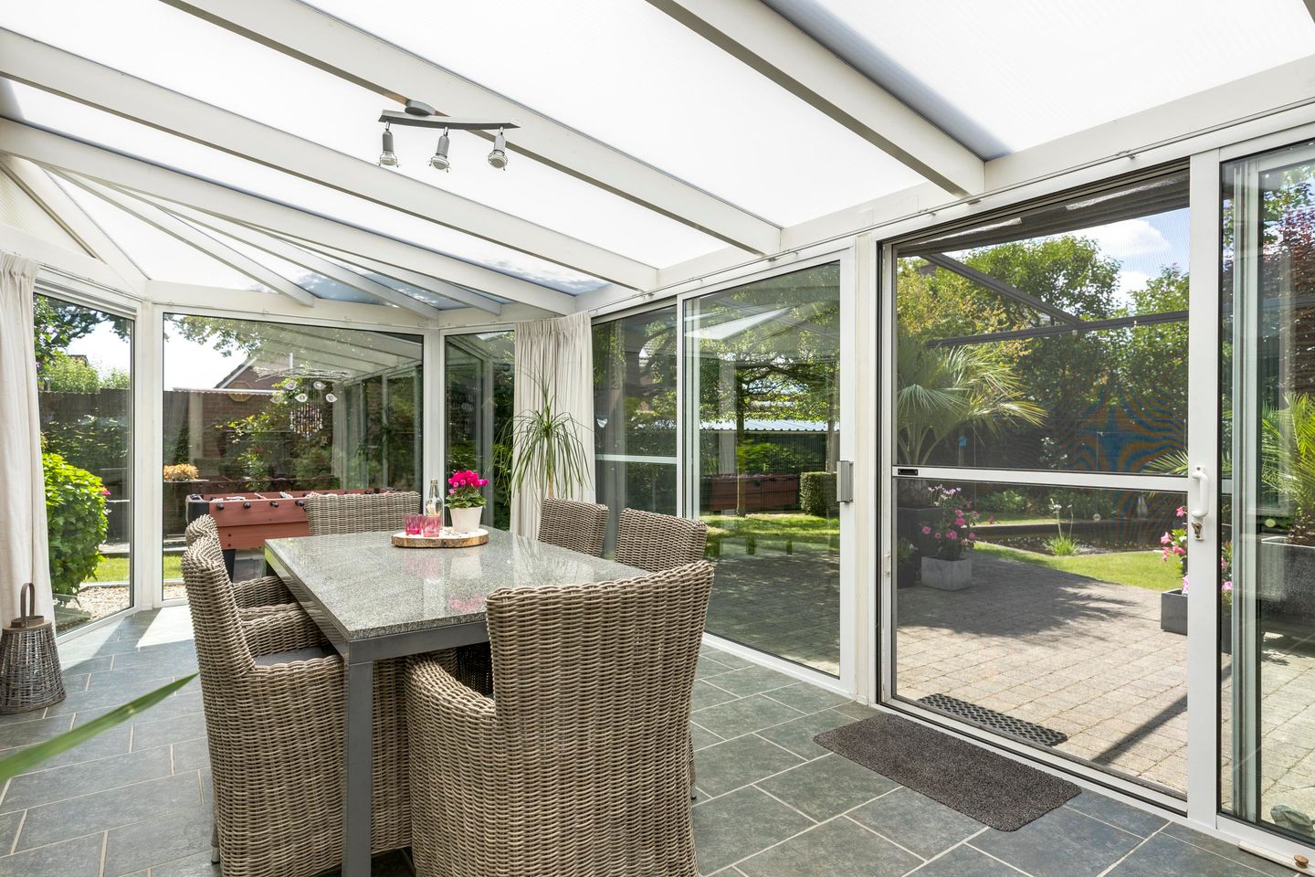 Foto 19 van Schutsboom 30