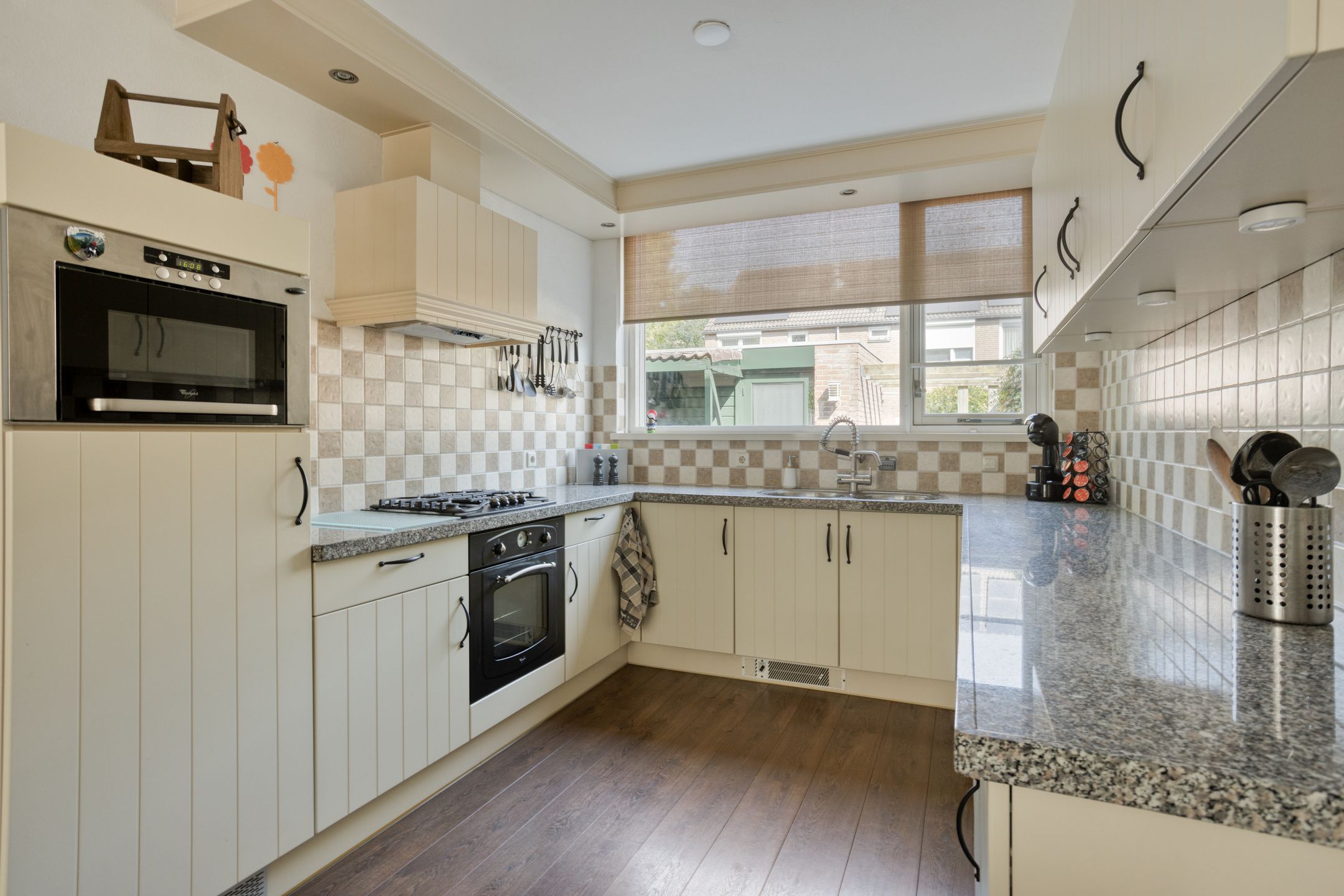 Foto 9 van Vestapad 45