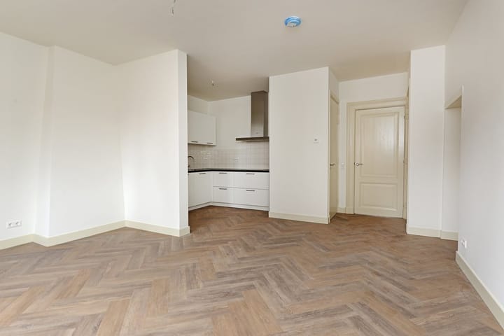 Photo 4 of Zijlstraat 60-B