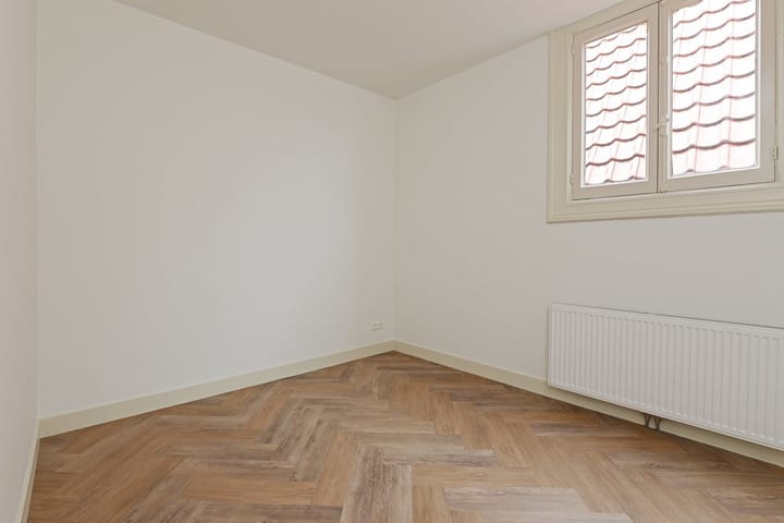 Photo 11 of Zijlstraat 60-B