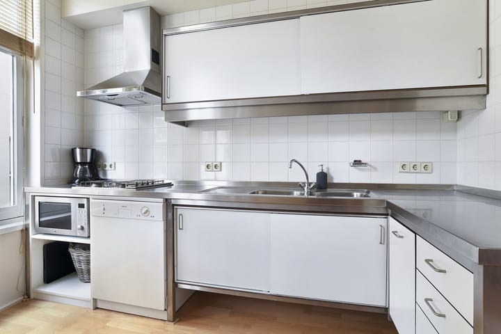 Photo 8 of Kazernestraat 142-A