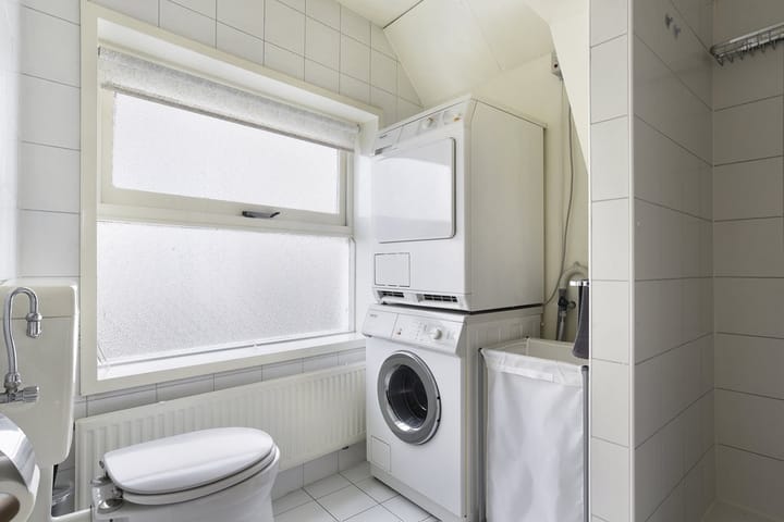 Photo 12 of Kazernestraat 142-A