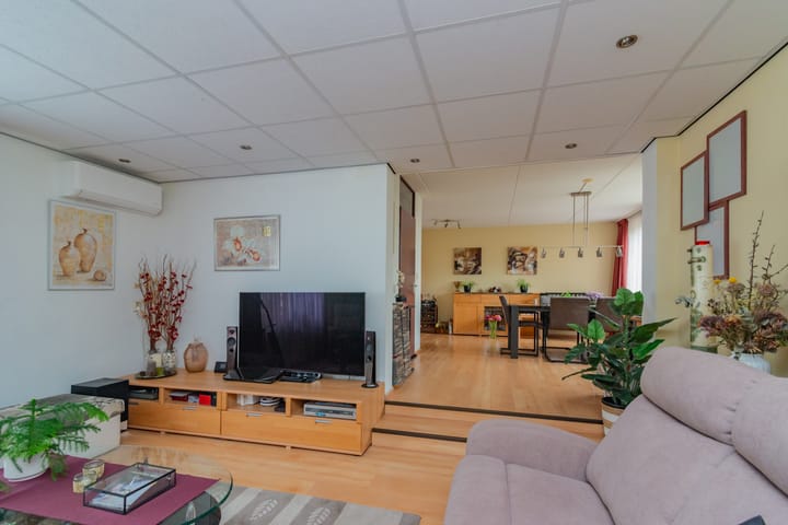 Foto 4 van De Backerstraat 58