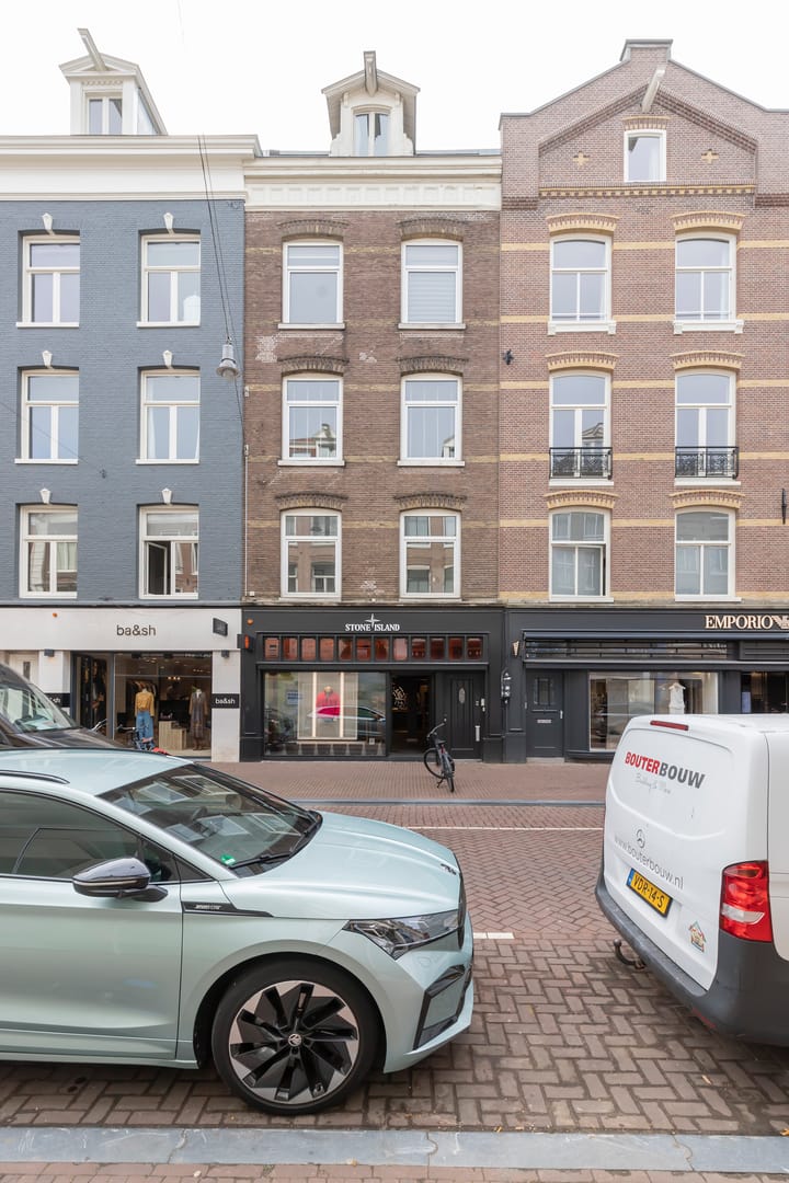 Photo 3 of Pieter Cornelisz. Hooftstraat 37-2