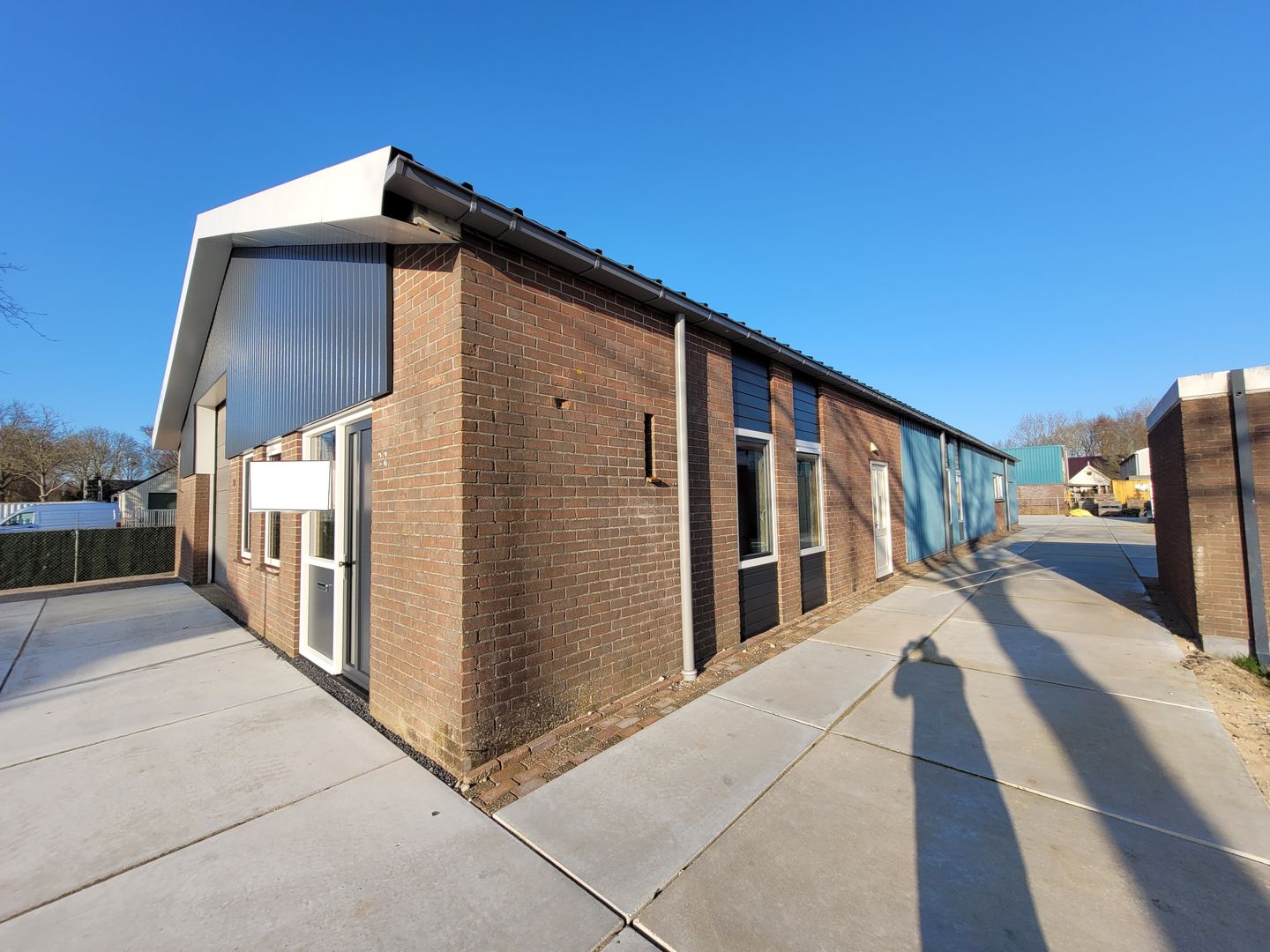 View photo 2 of Nijverheidsweg 22-A