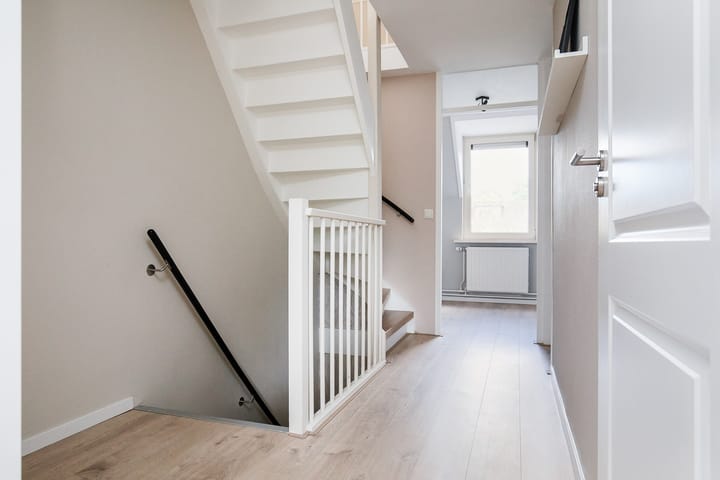 Foto 32 van Dovenetel 46