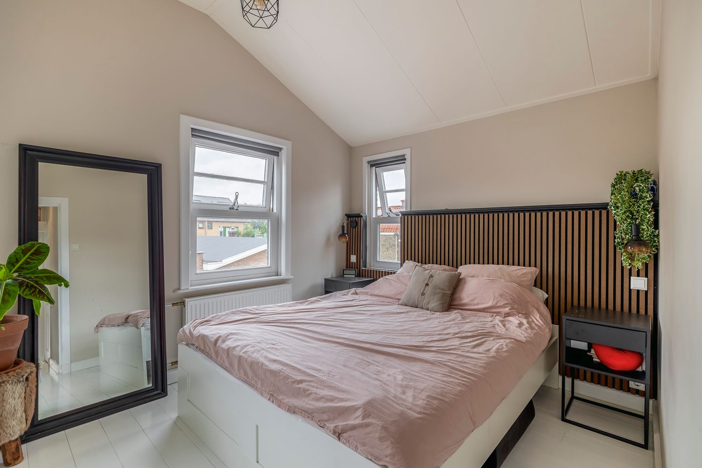 Foto 25 van Warmoezierskade 13