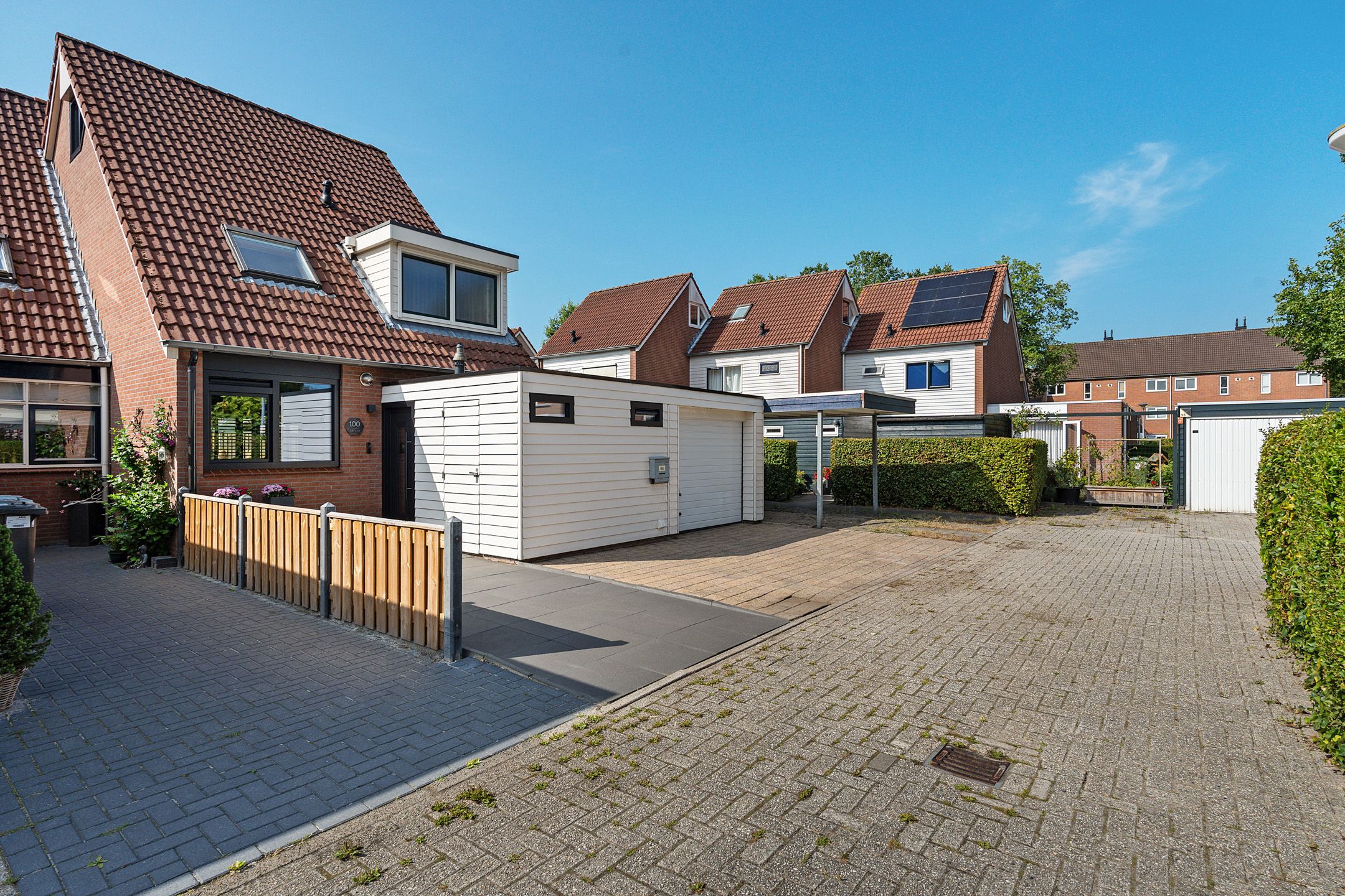 Foto 6 van Kuifmees 100