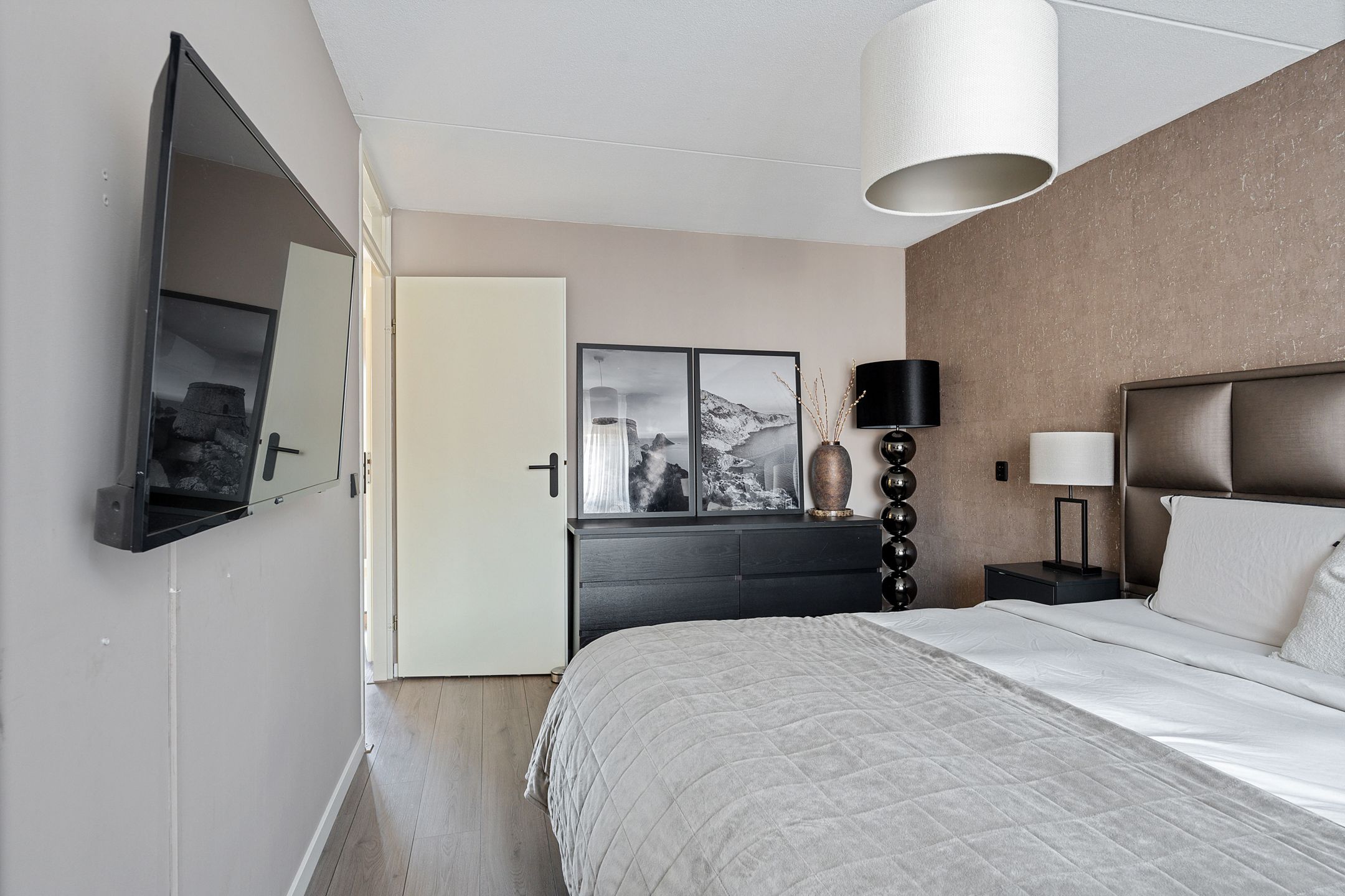 Foto 27 van Kuifmees 100