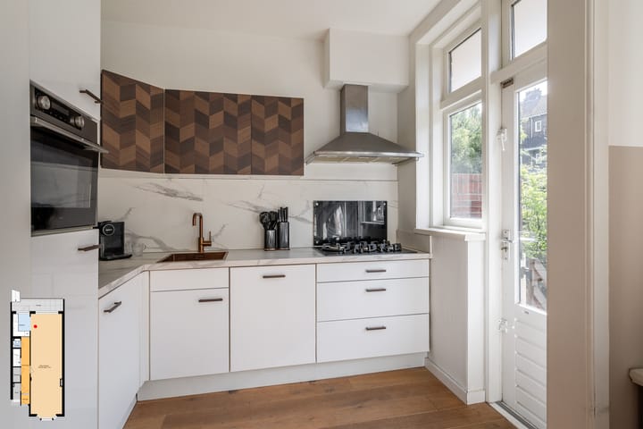 Photo 2 of Schiedamseweg 194