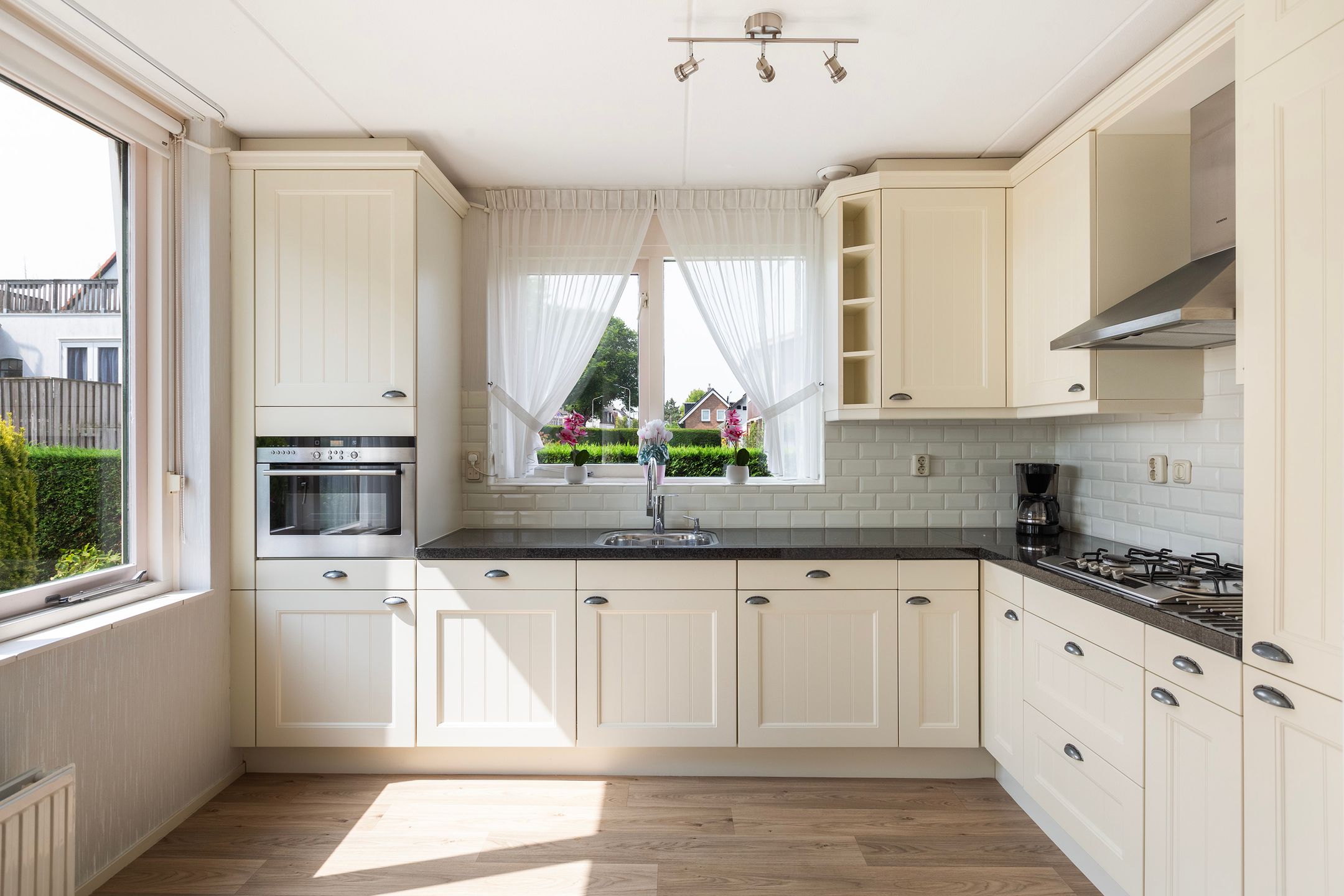 Foto 15 van Nassaustraat 16