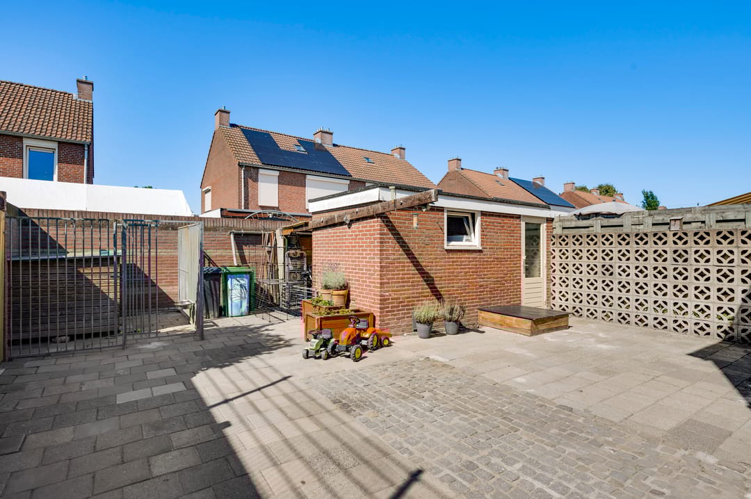 Foto 32 van Kamillestraat 9