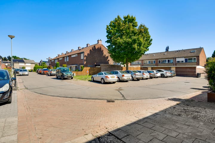 Foto 34 van Kamillestraat 9