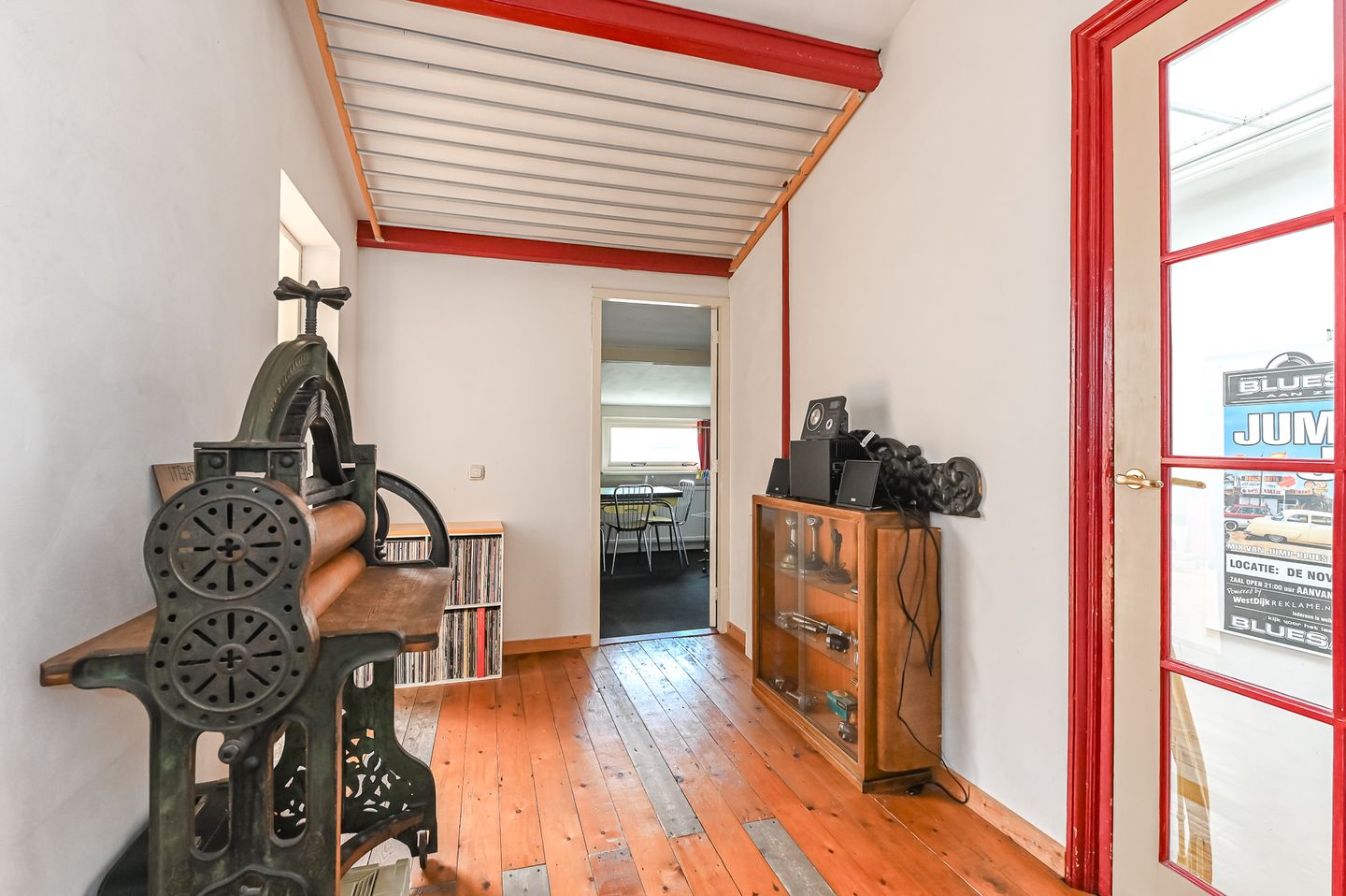 Photo 44 of Stationsweg 94