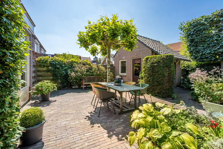 Photo 4 of Weesdijk 15