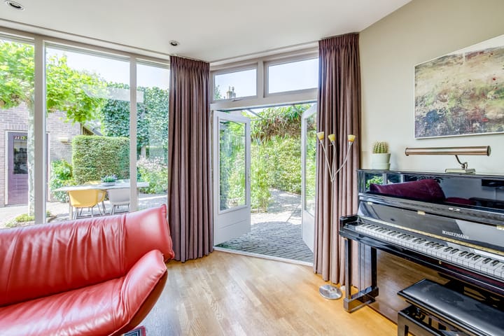 Photo 7 of Weesdijk 15