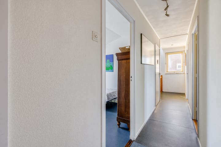 Photo 34 of Weesdijk 15