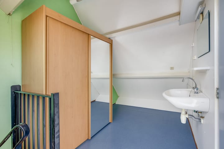 Photo 37 of Weesdijk 15