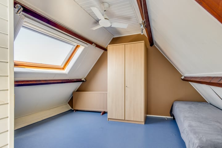 Photo 38 of Weesdijk 15