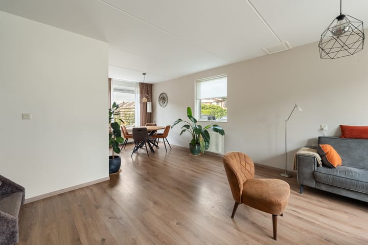 Foto 17 van Boterbloem 22