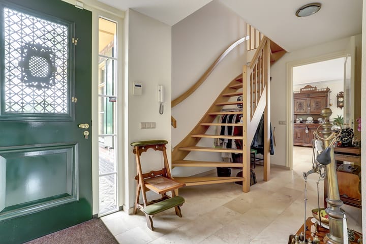 Photo 6 of Appellaan 19