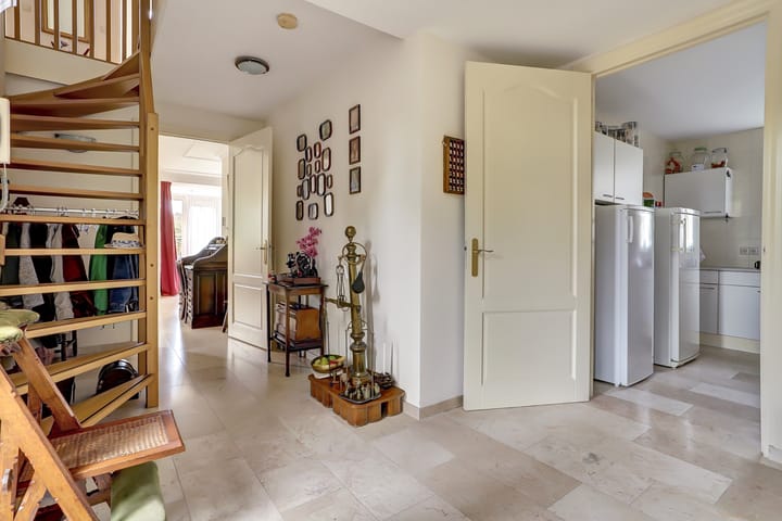 Photo 8 of Appellaan 19