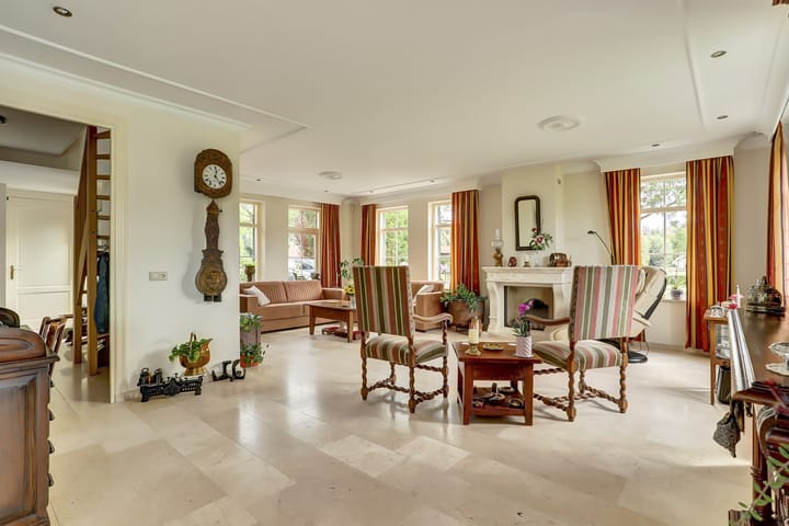 Photo 13 of Appellaan 19