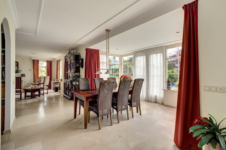 Photo 14 of Appellaan 19