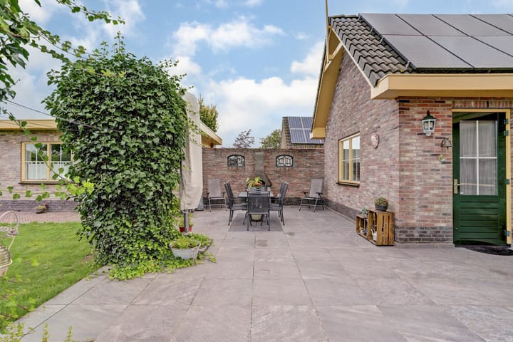 Photo 47 of Appellaan 19