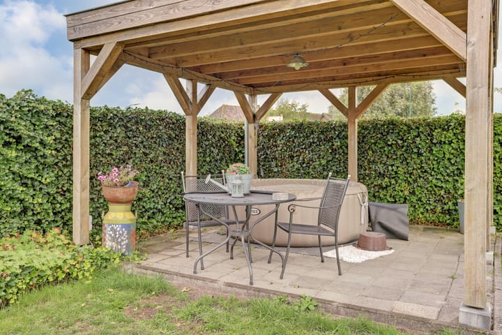 Photo 52 of Appellaan 19