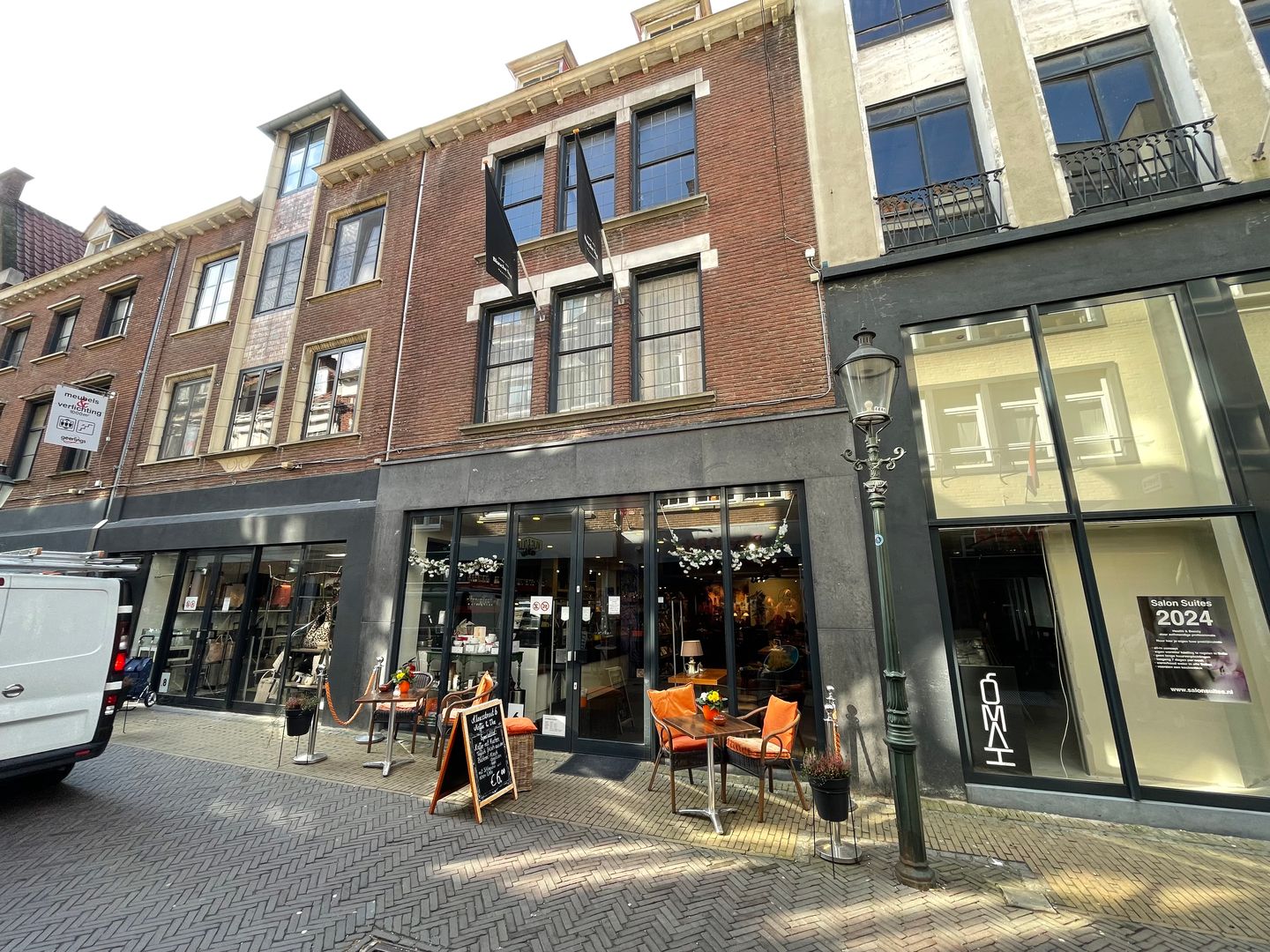 View photo 2 of Klaasstraat 6