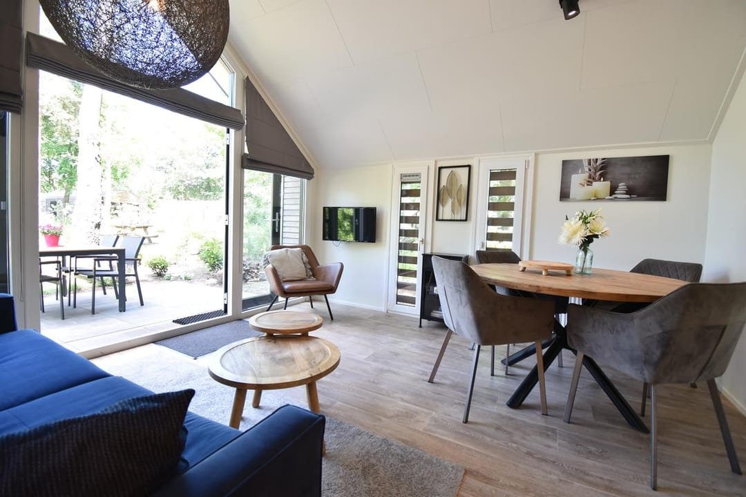 Photo 2 of Koningsweg 14-FL01