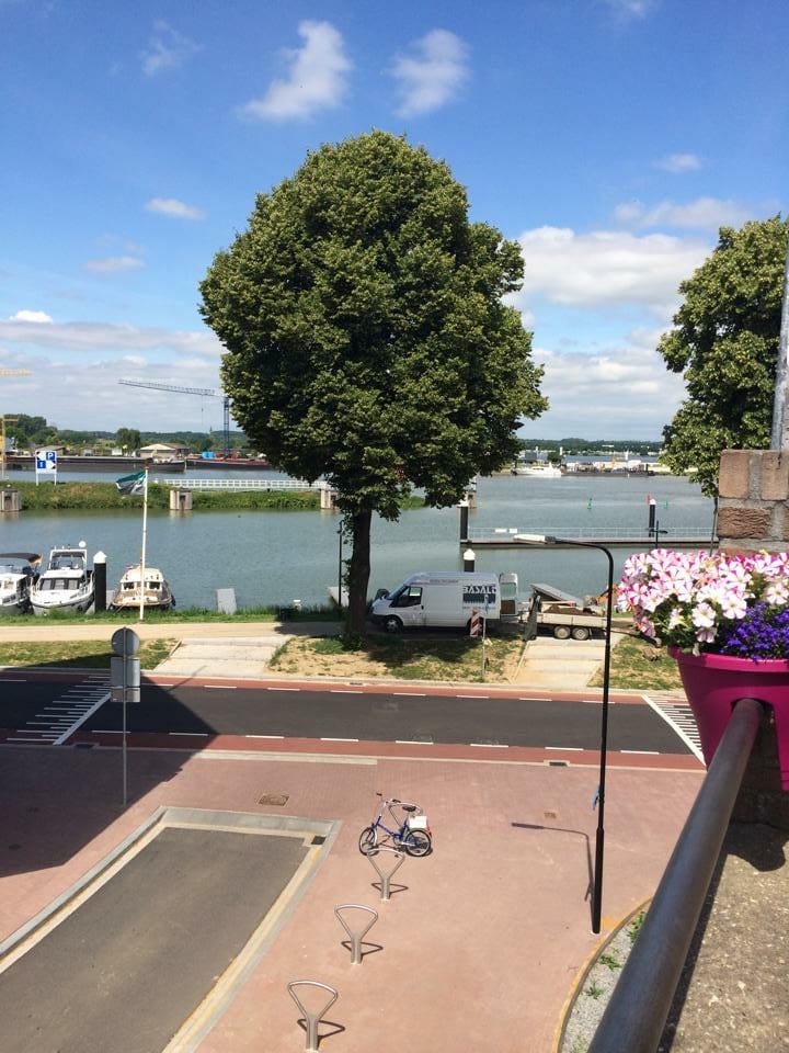 Foto 12 van Maasstraat 1-C