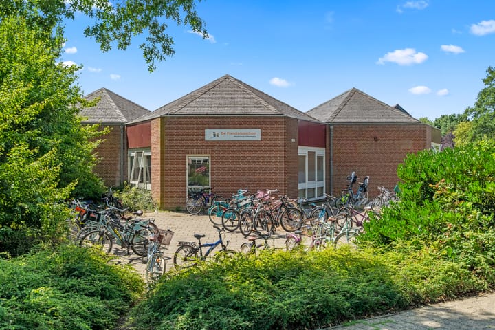 Foto 41 van Boterbloemweide 70