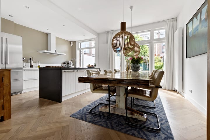 Foto 22 van Van Boetzelaerlaan 196