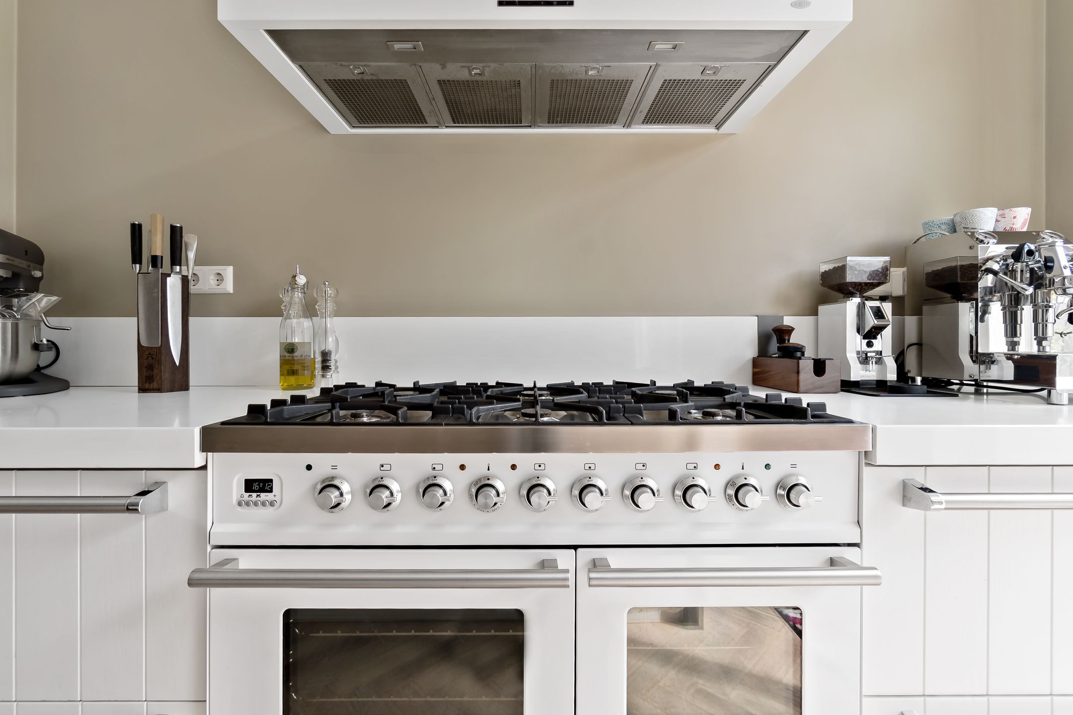 Foto 24 van Van Boetzelaerlaan 196