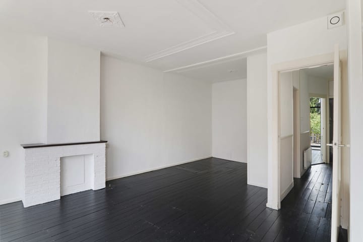 Photo 3 of Bergse Dorpsstraat 28-B01