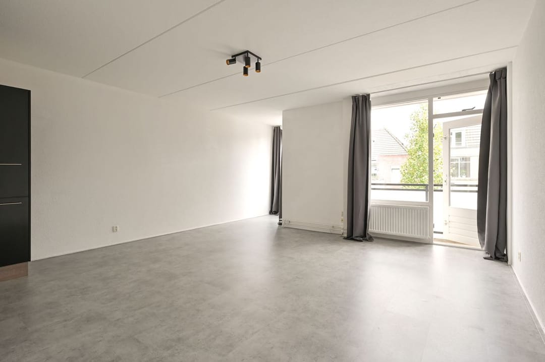 Foto 7 van van Weedestraat 157