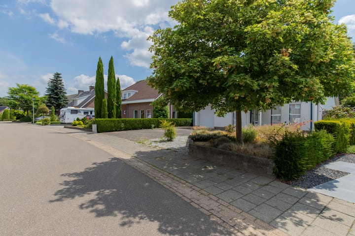 Foto 2 van Speelheuvel 18