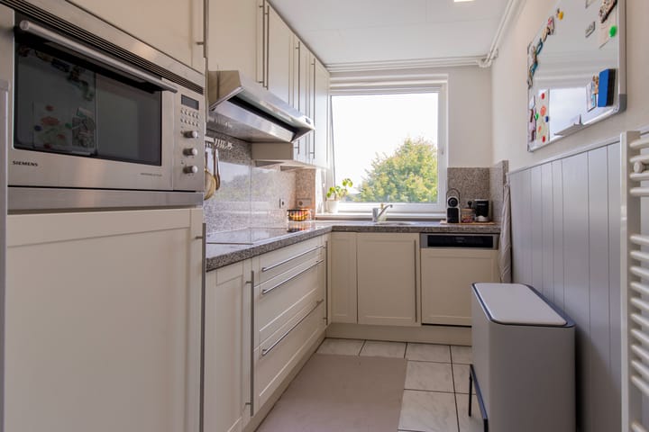 Photo 4 of Henri Hermanslaan 566