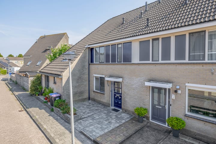 Foto 5 van Clara Wichmannstraat 3