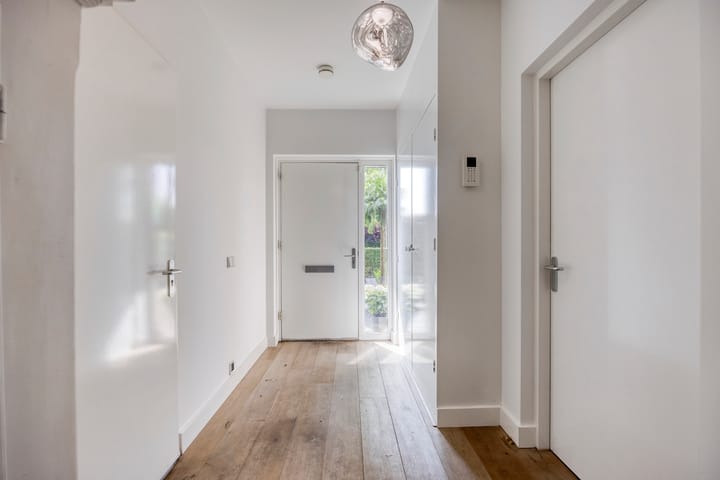 Foto 5 van Mosberg 82