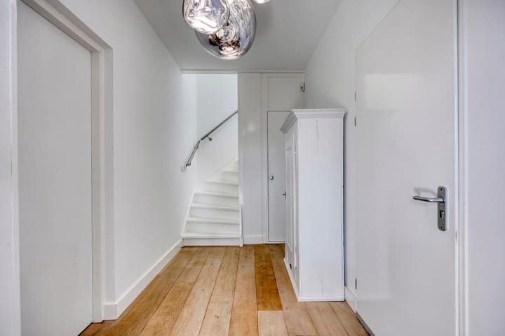 Foto 6 van Mosberg 82