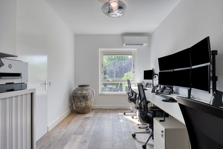 Foto 8 van Mosberg 82